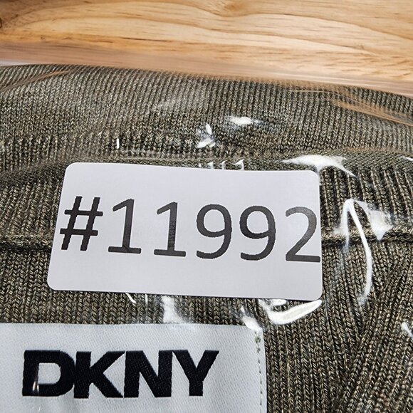 DKNY Sweater Mens 2XL Green Long Sleeve V Neck Pullover *NWT* - Picture 10 of 10